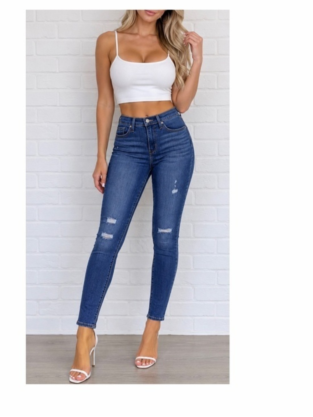 NWT Levi’s 311 Shaping Skinny Jeans Ripped Distressed Stretch New 4 Short Petite